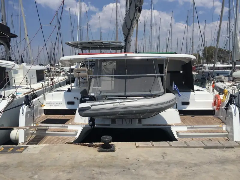 Freedom, Lagoon 42