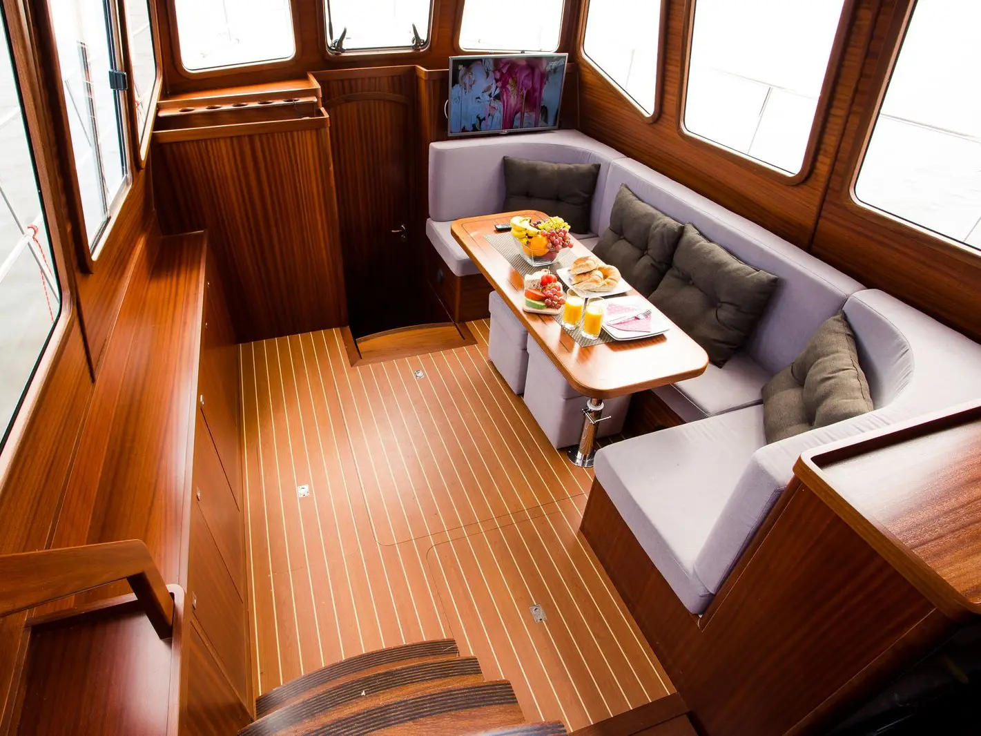 Nautiner 40.2 AFT #2, Interior image