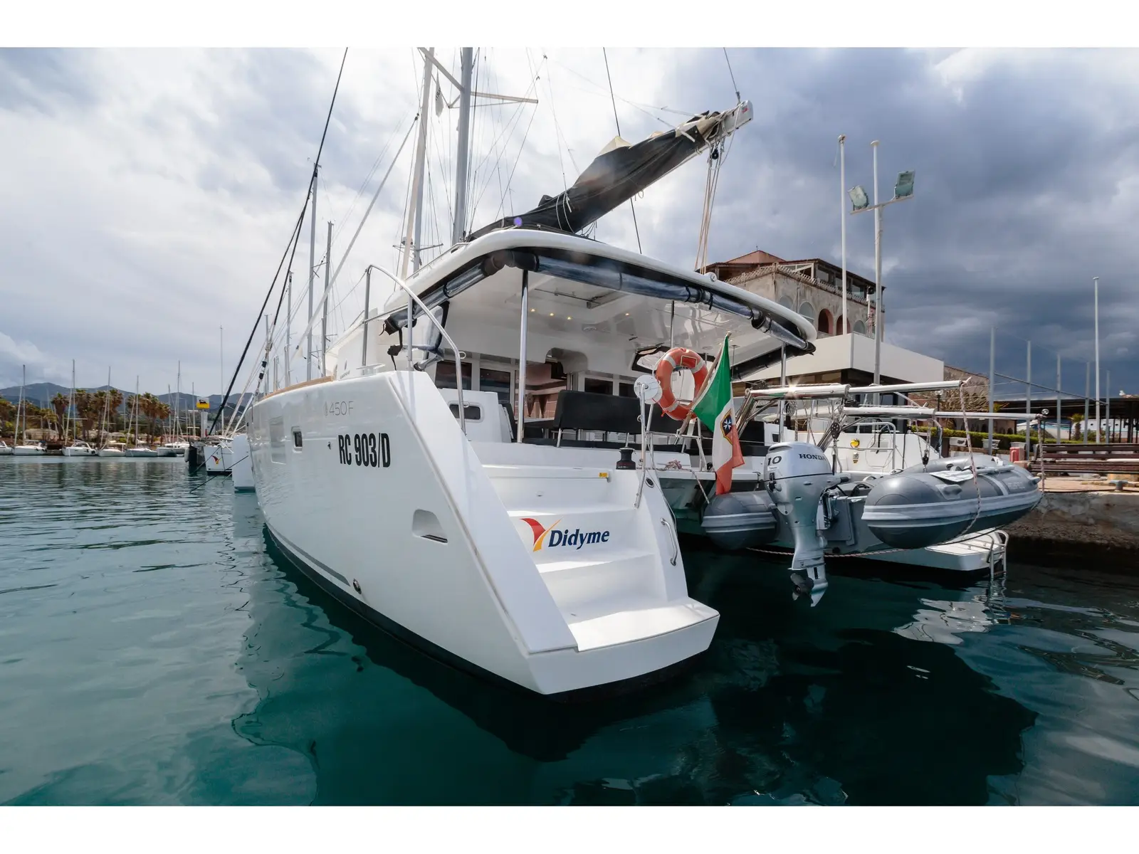 Didyme - Standard line, Lagoon 450