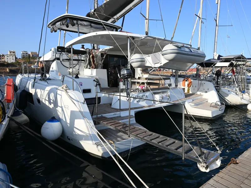 Alberta, Lagoon 42