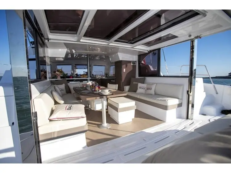 Navegame, Interior image