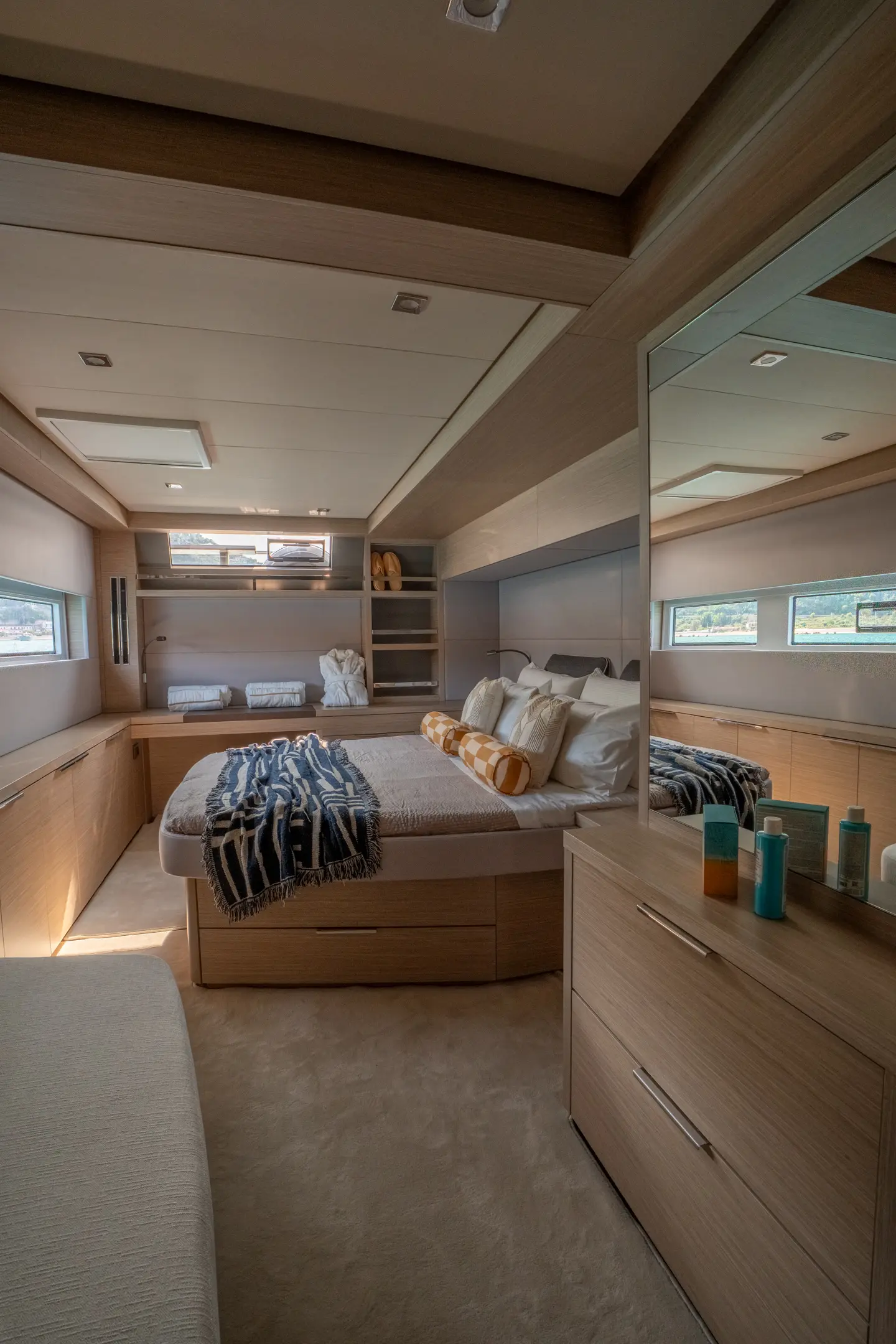 SAILUXE - Vega, Master cabin