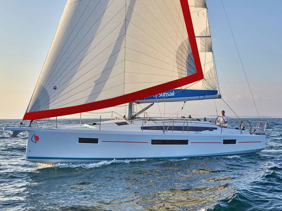 Sunsail 410 Classic, Main image