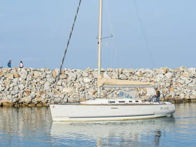 Milena, Main image