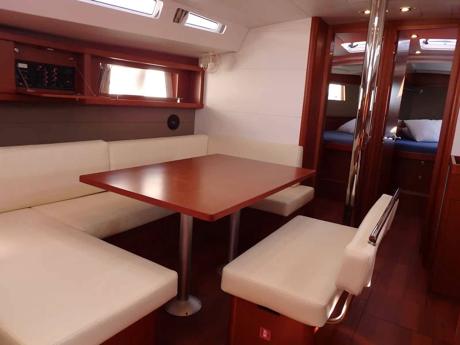 Oceanis 48, Foto 5