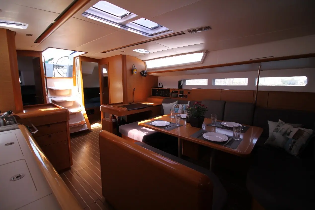 King of hearts - (A/C - Generator - Refit 2022), Foto 3