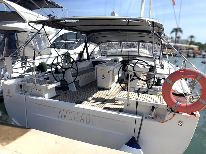 Avocado, Oceanis 51.1
