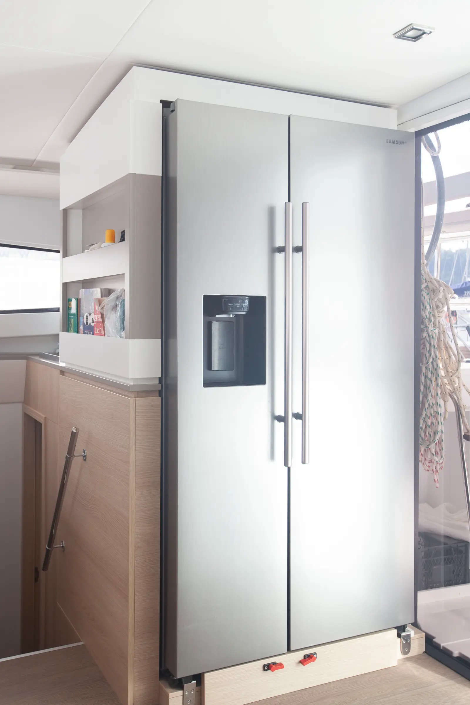 LeAndra, Fridge