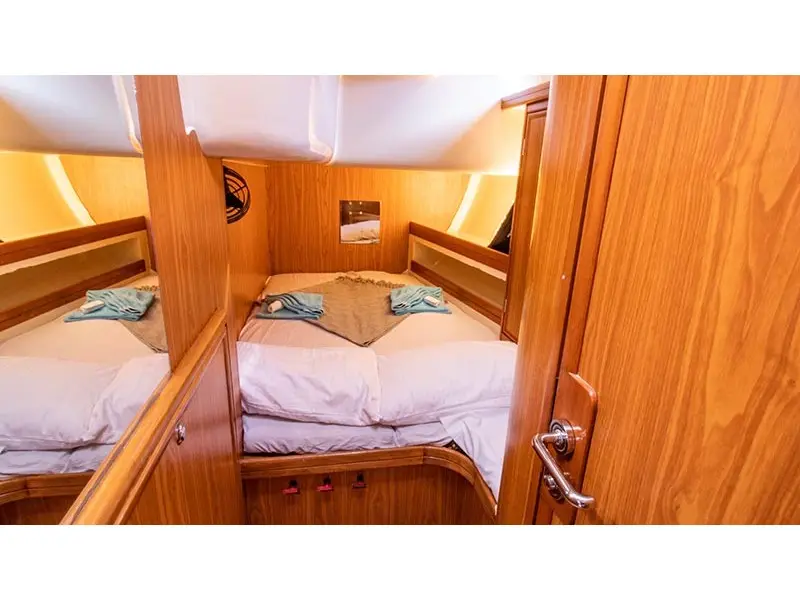 Christianna VII (en suite double cabin 2), Interior image