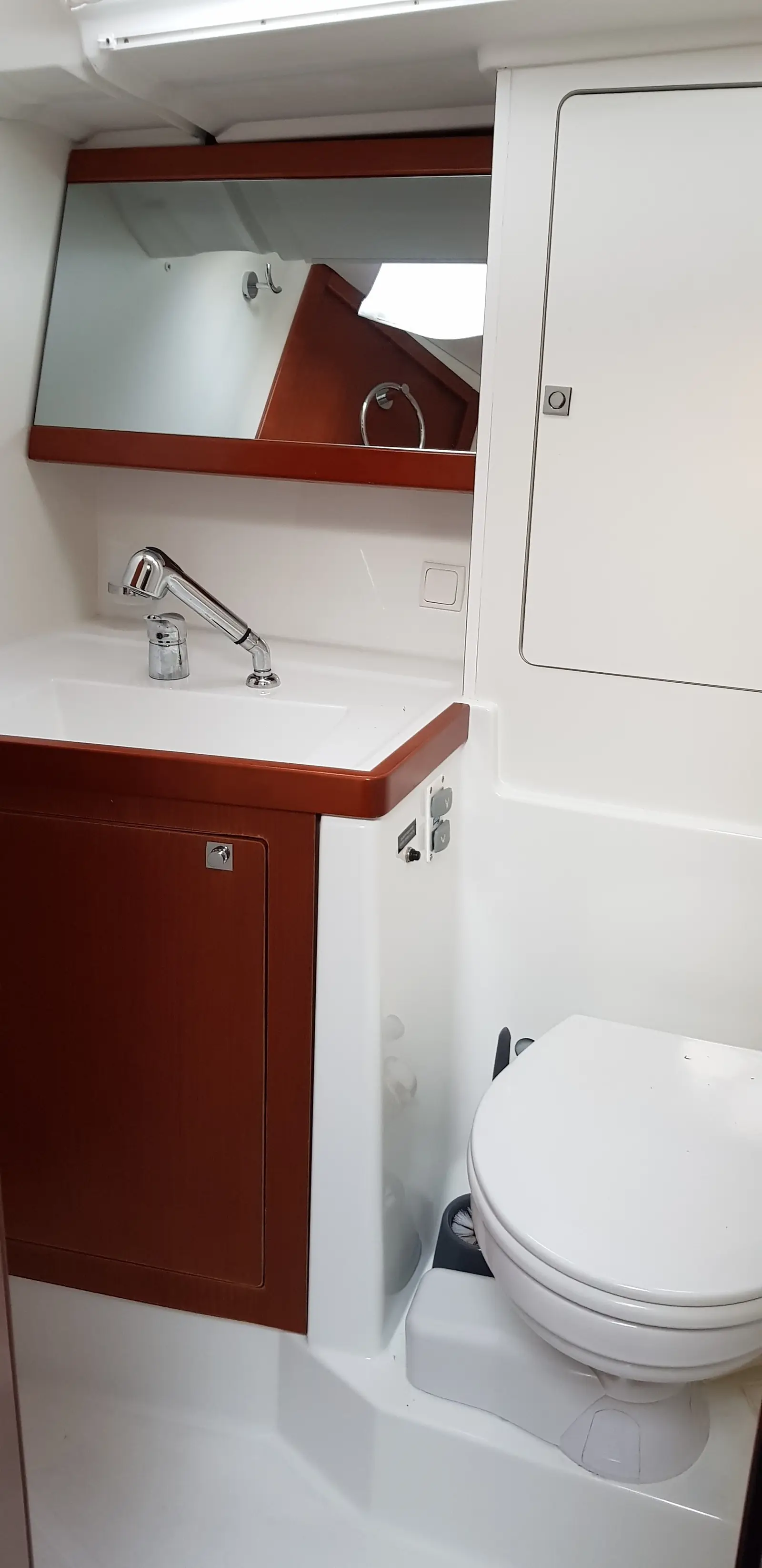 Senza Fine ( A/C and Generator ), Foto 12