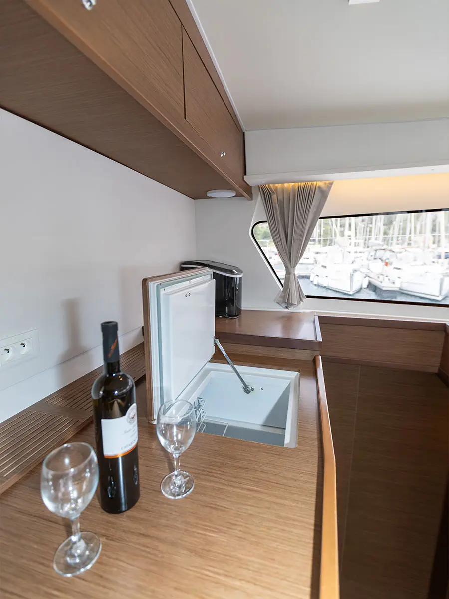 POSEIDON 2021 (air condition, generator), Foto 24