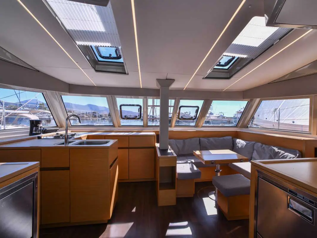 Cabrio, Interior image