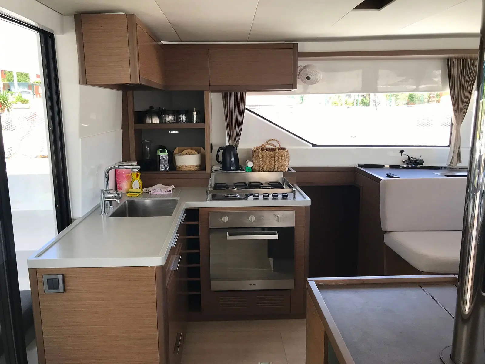 ADRIATIC LEOPARD , Interior image