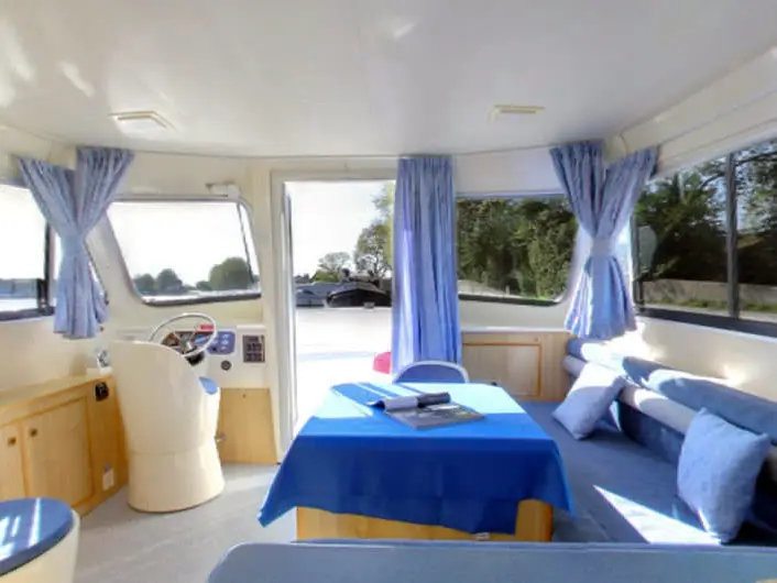 Calypso - Comfort 10, Interior image