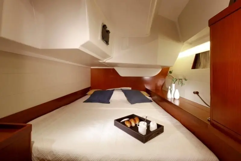 Nabucco: Forward Cabin #2 (Cabin Charter - 2 pax) Fully Crewed, ALL EXPENSES, Foto 13