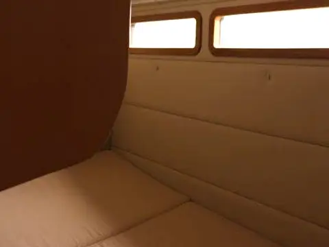 LAVANDA, Interior images