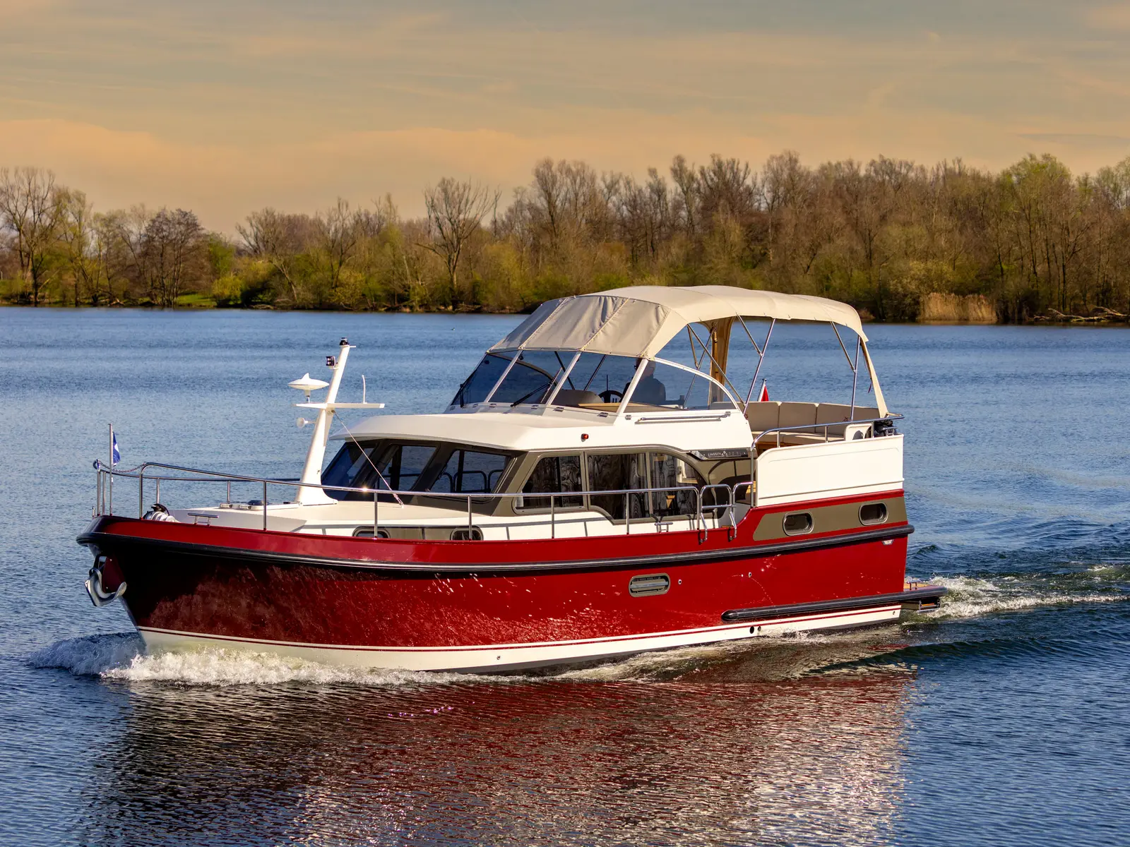L'Épicurien, Linssen 35 SL