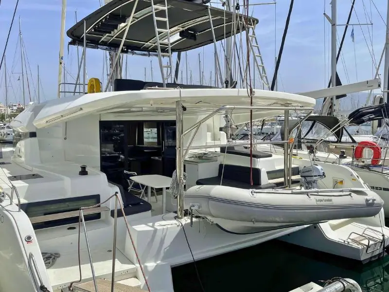 Ioli, Lagoon 50