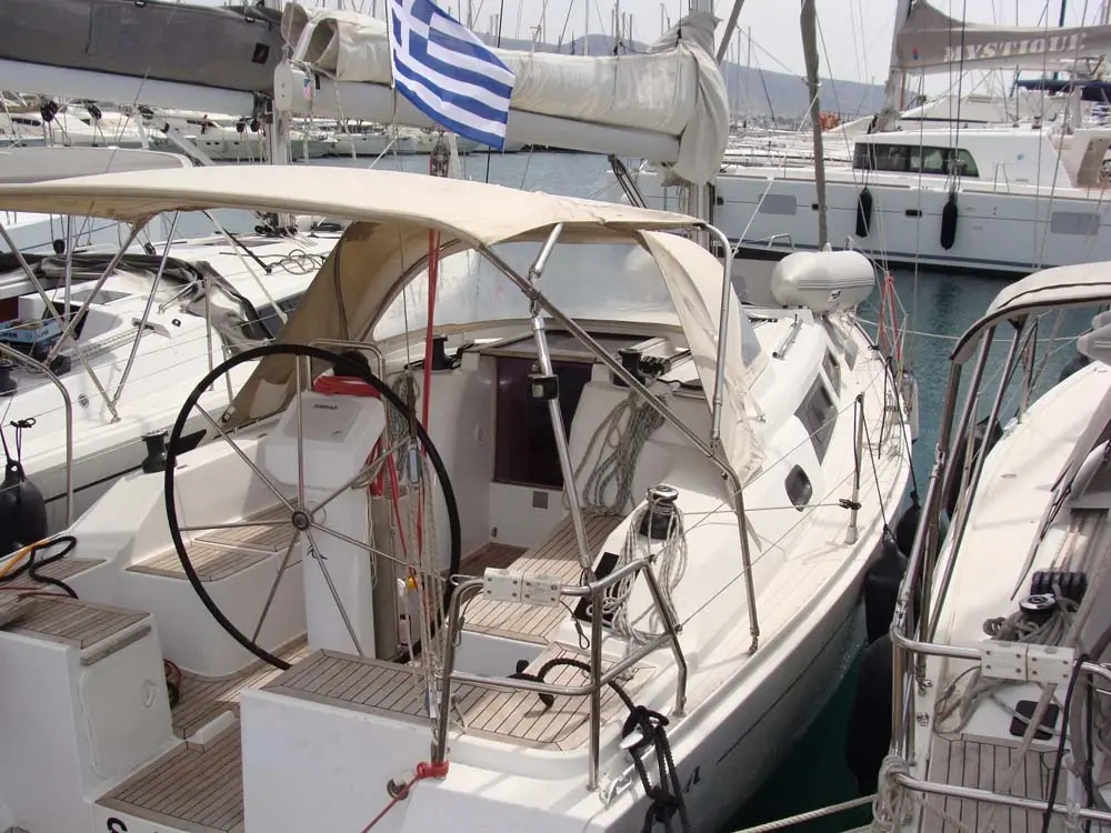 Selini, Hanse 325