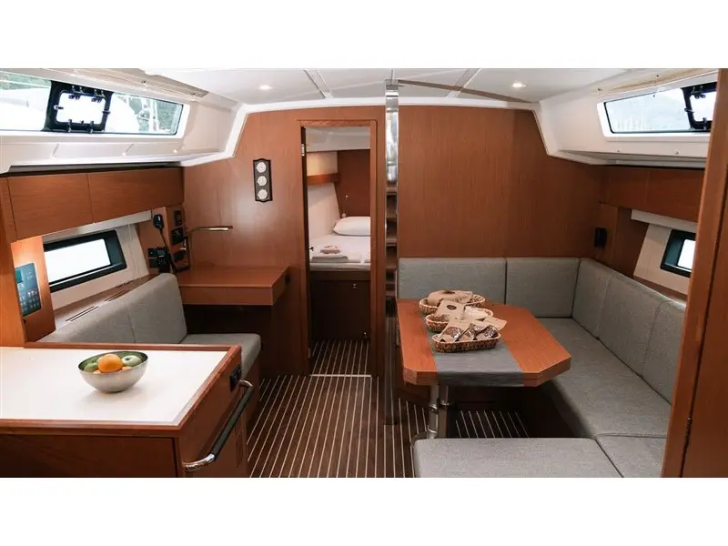 NOMAD, Interior image