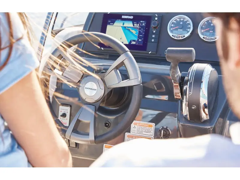 no name, Interior image