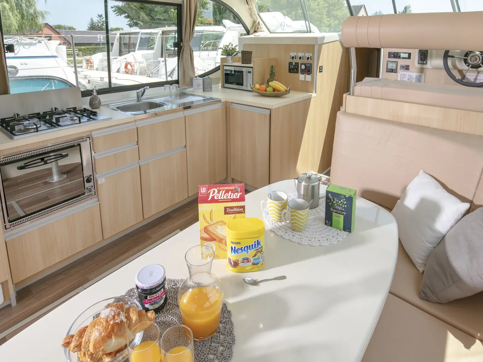 Cruiser Premium+ 4/6 Pers., Interior image