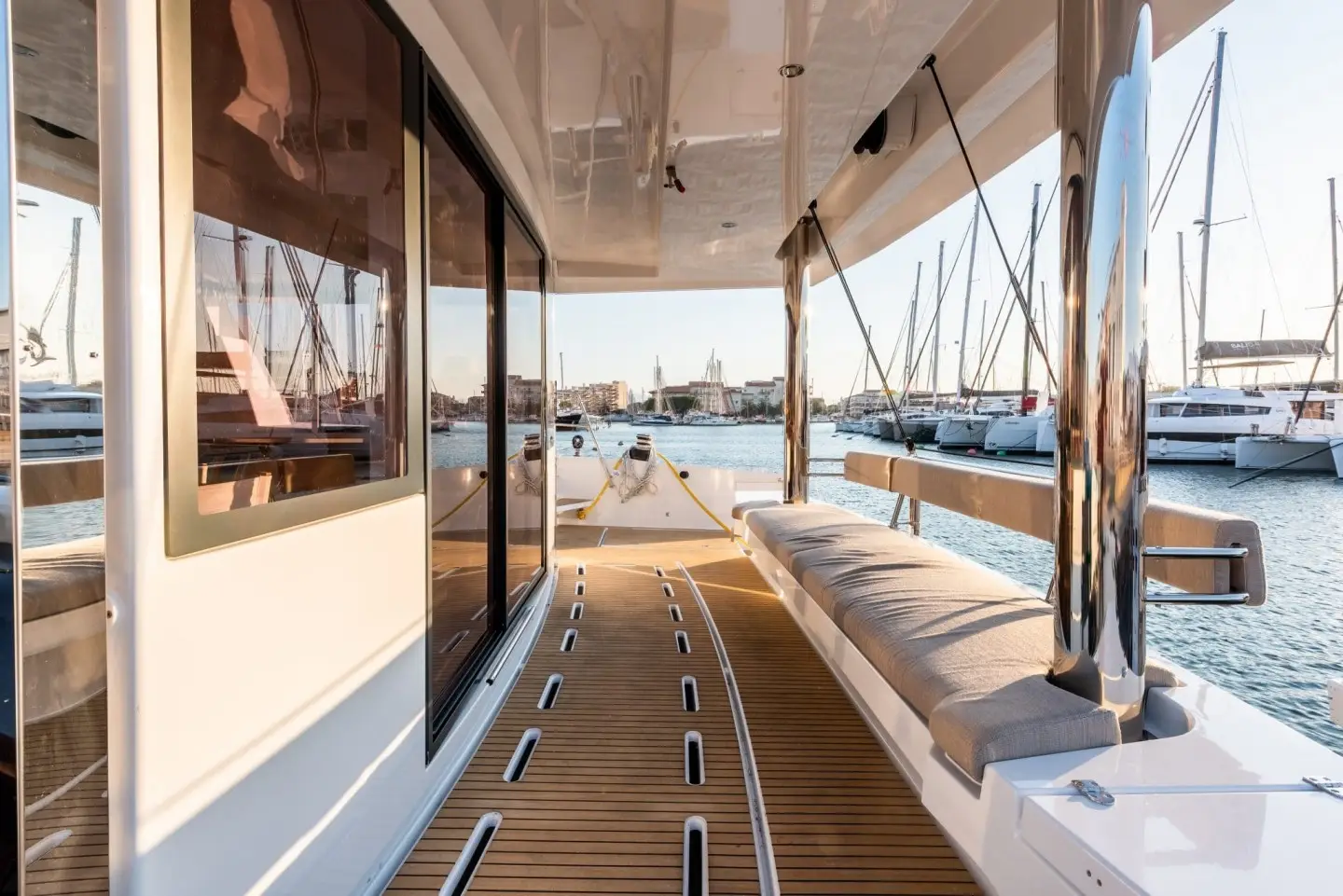 MIM OCEAN 2, Aft way