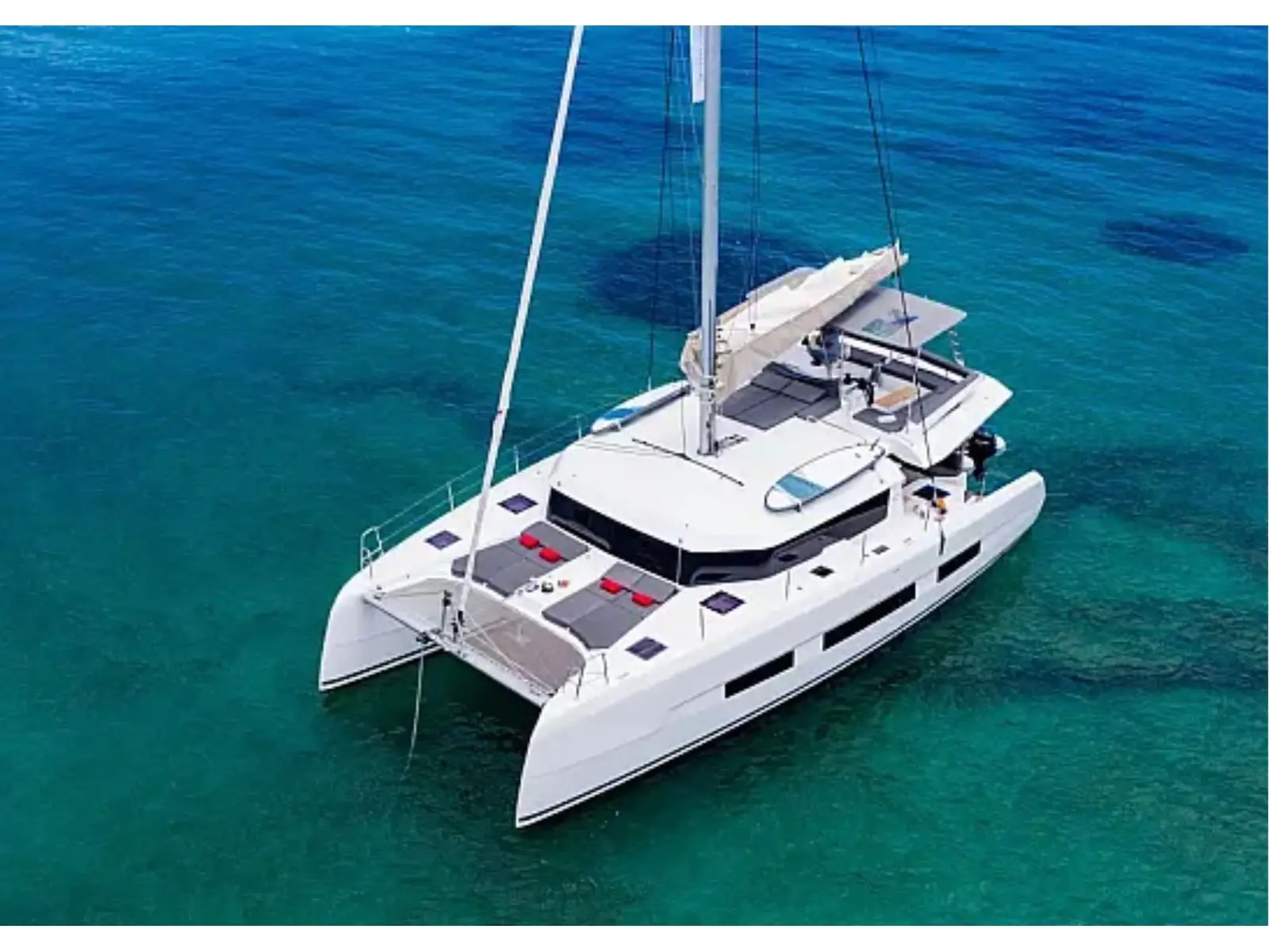 Paris (Dufour Catamaran 48), Main image