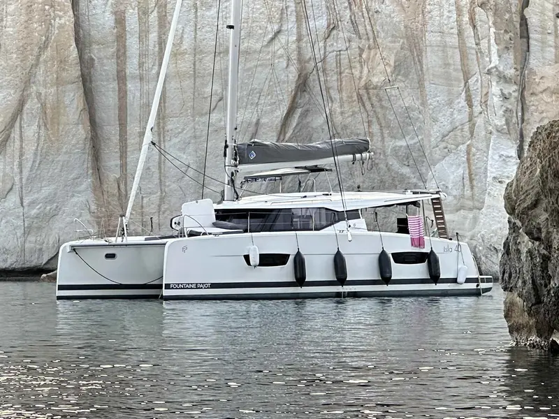 ALMIRIKI, Main image