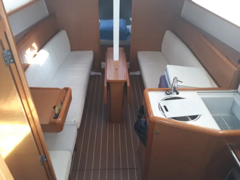Omega, Interior image