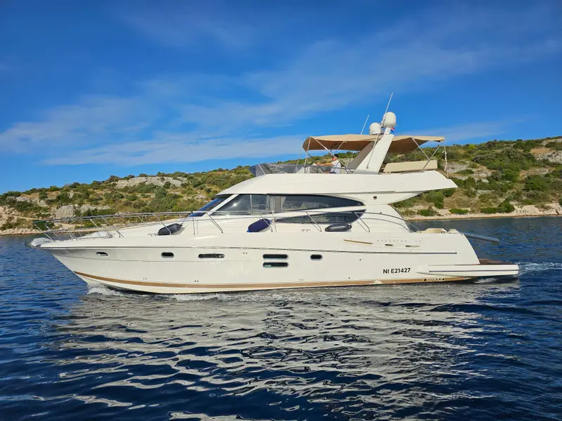 Panarea, Prestige 50 Fly