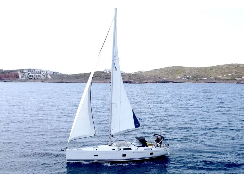 Melusine, Hanse 458