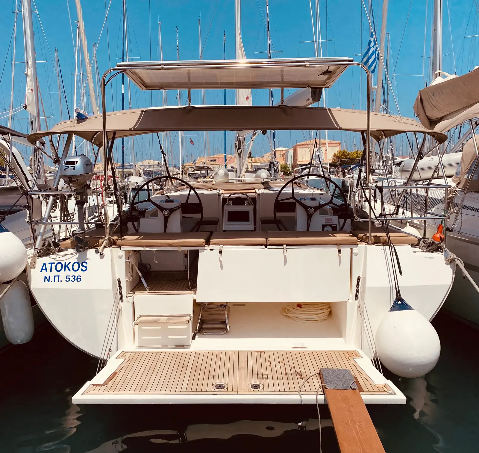 Atokos (Pax 9), Foto 2