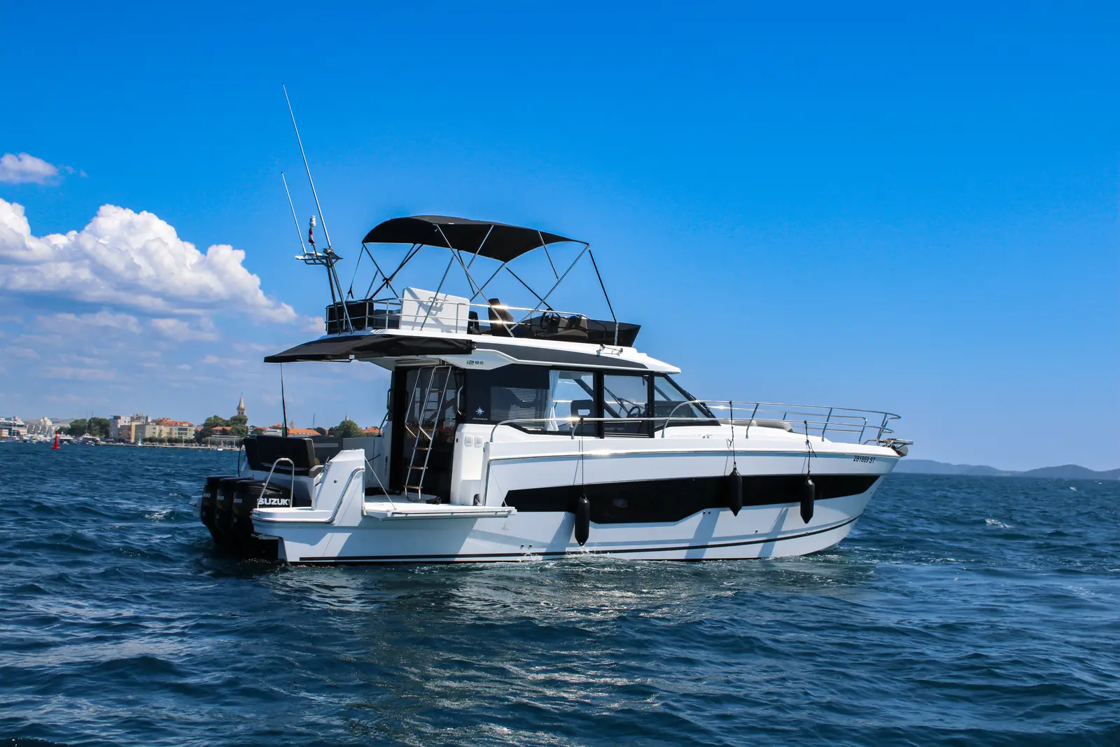 NIKA, Foto 9