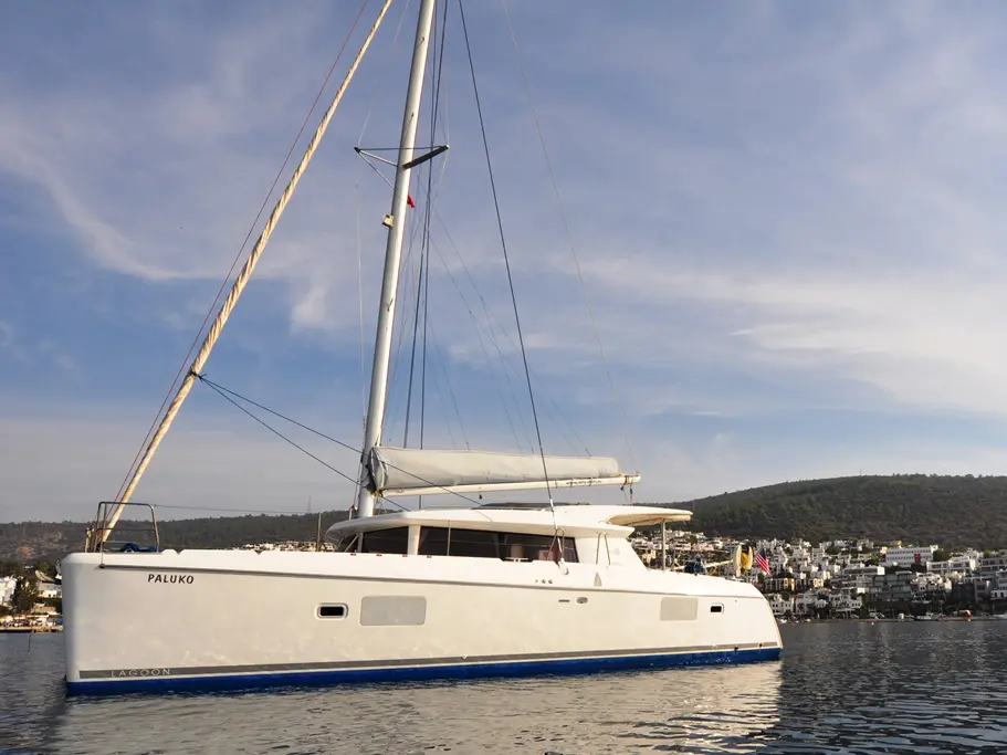 Paluko, Lagoon 421