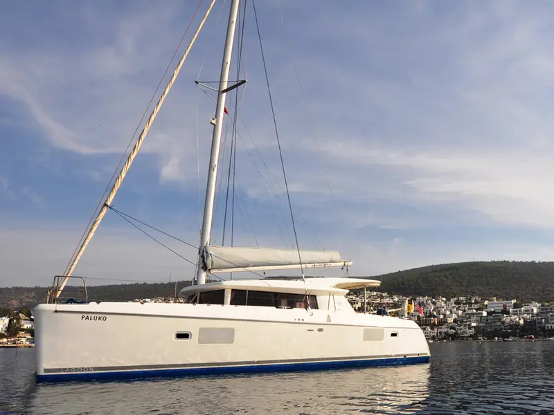 Paluko, Lagoon 421