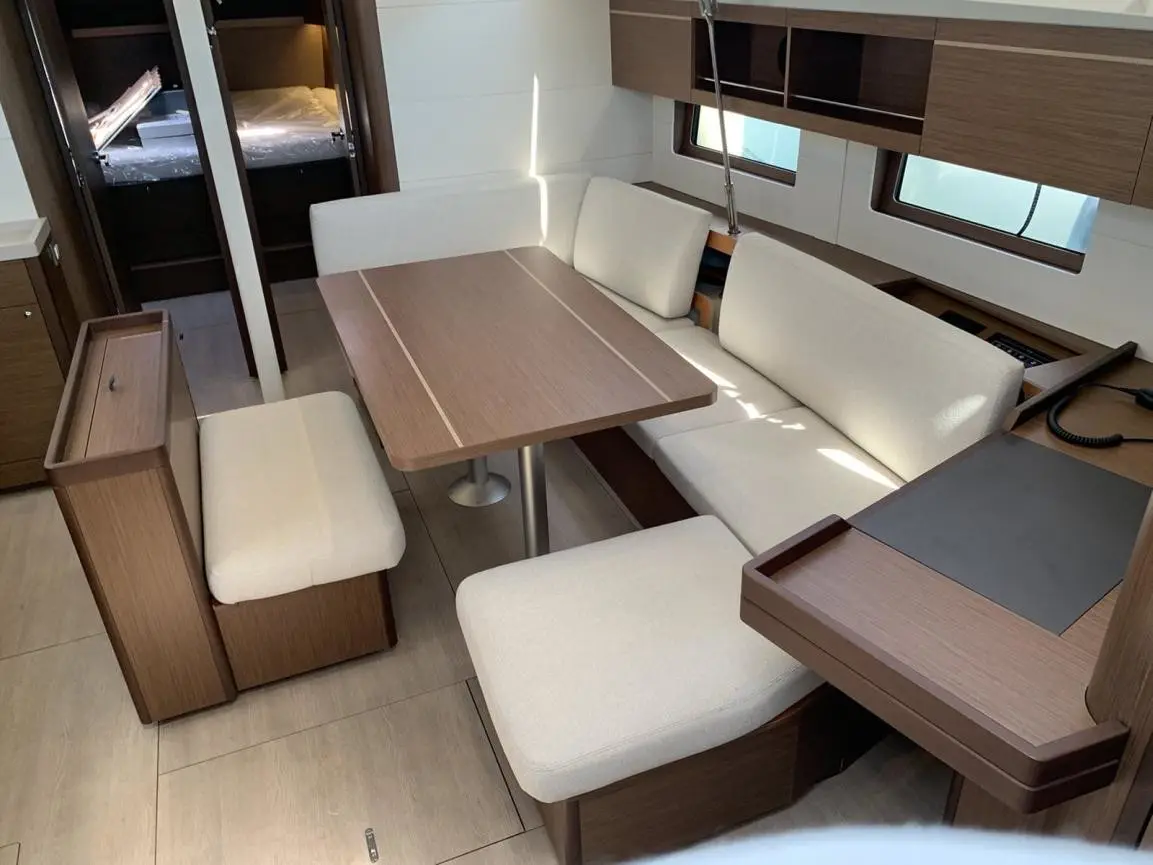 Boreas, Interior image