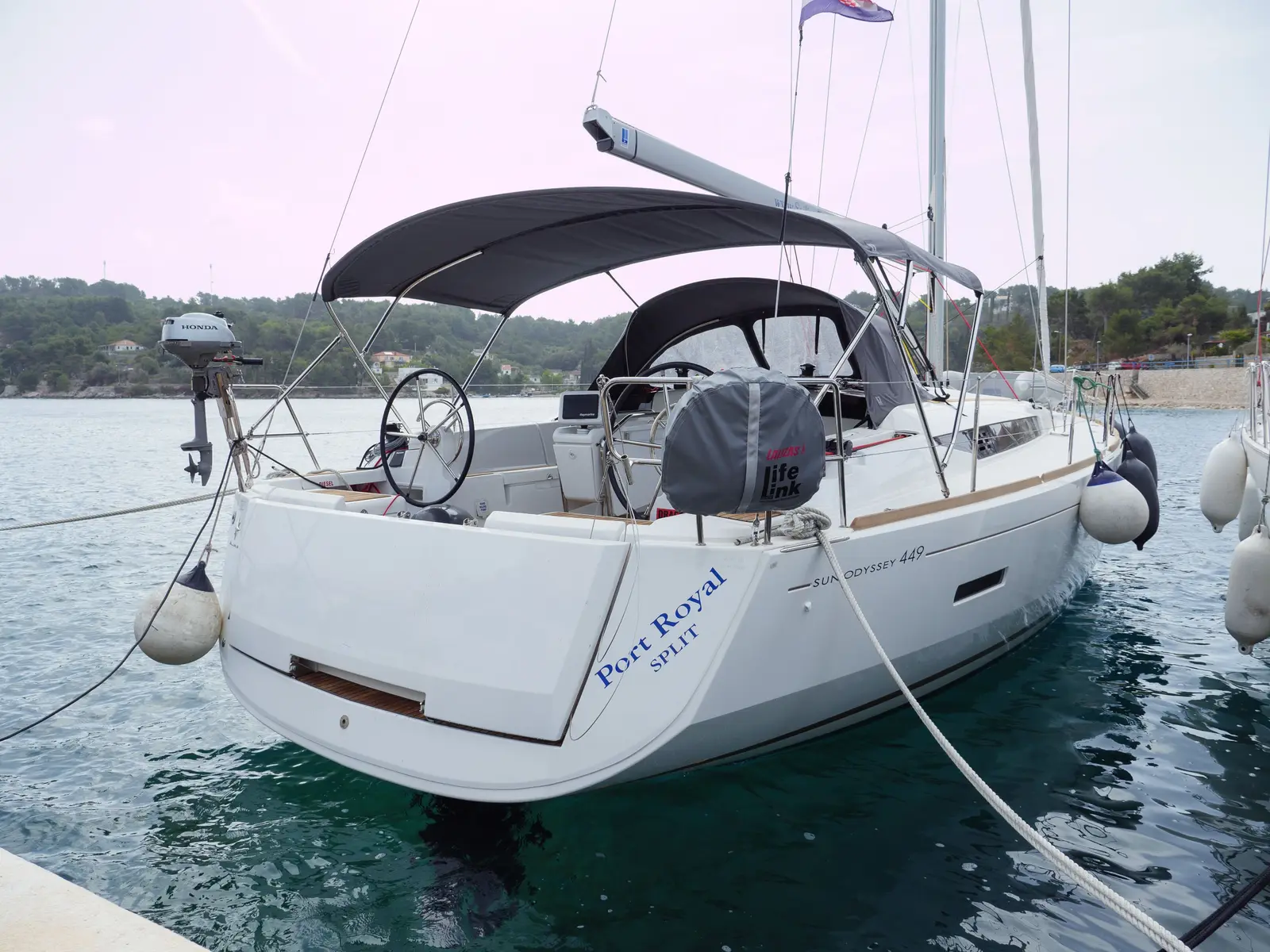 PORT ROYAL, Sun Odyssey 449