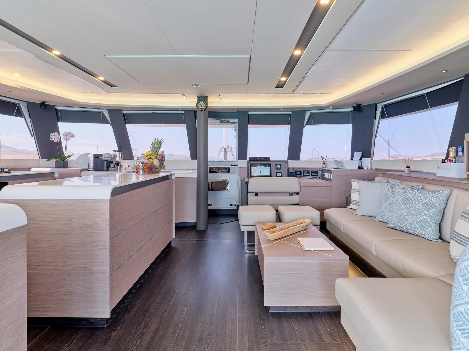 ALMA, Interior image
