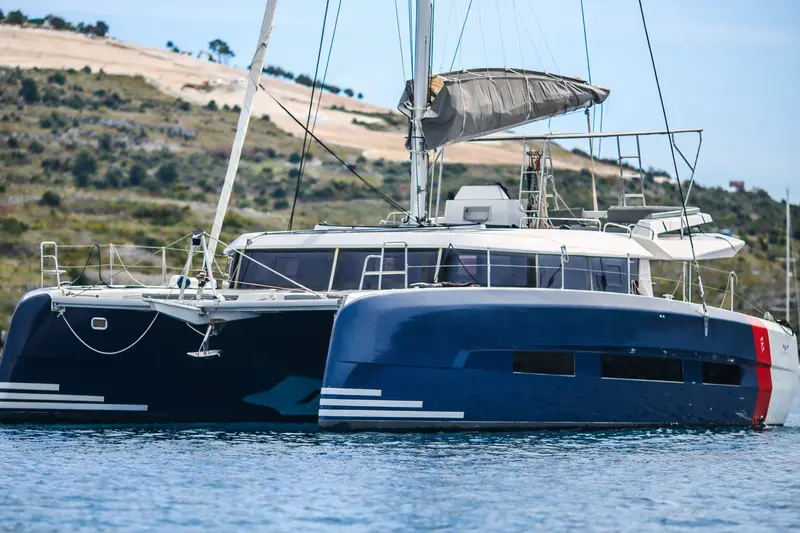 Catamarino, Dufour Catamaran 48