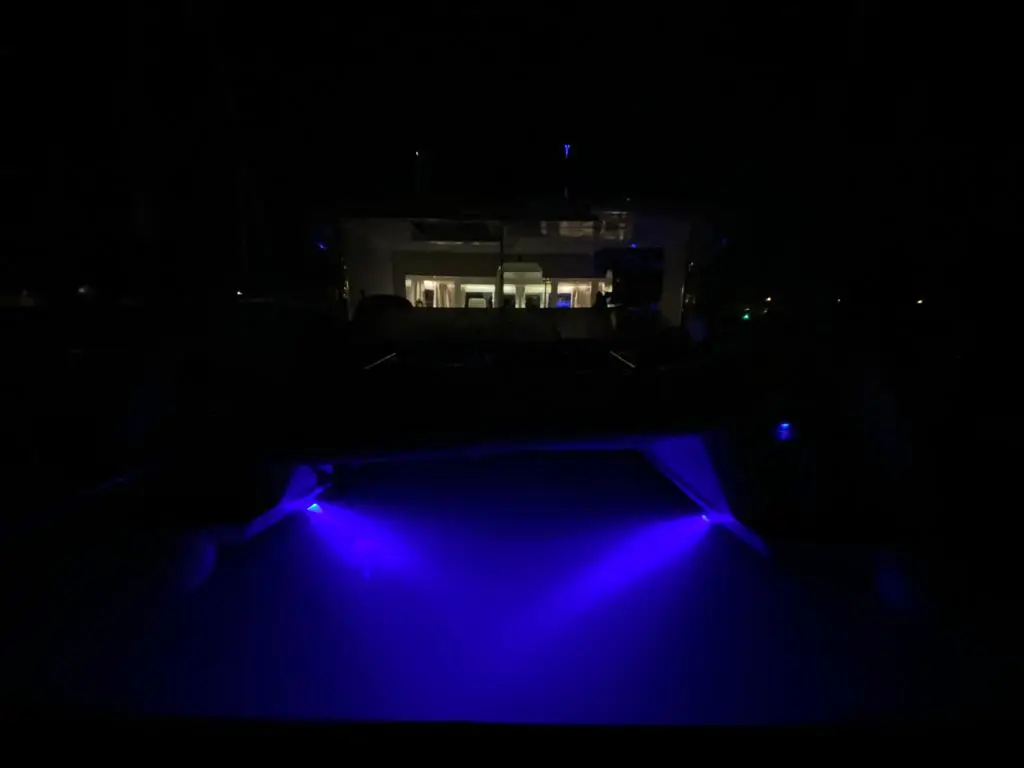 AEROPI |⛵ VIP, Skippered Only, Watermaker, Generator, AC, BBQ, Foto 6