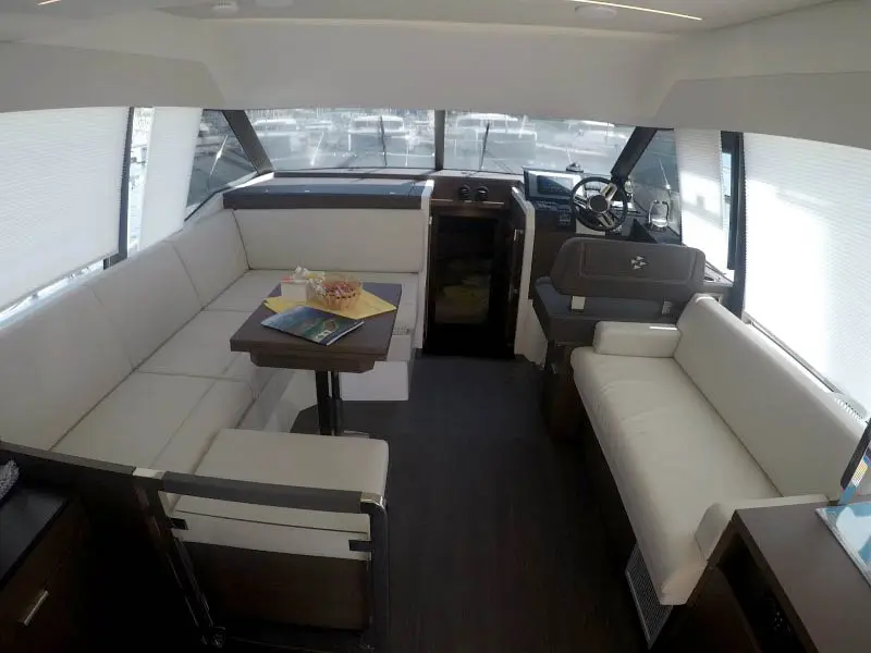 Brigadoon, Prestige 420 Fly