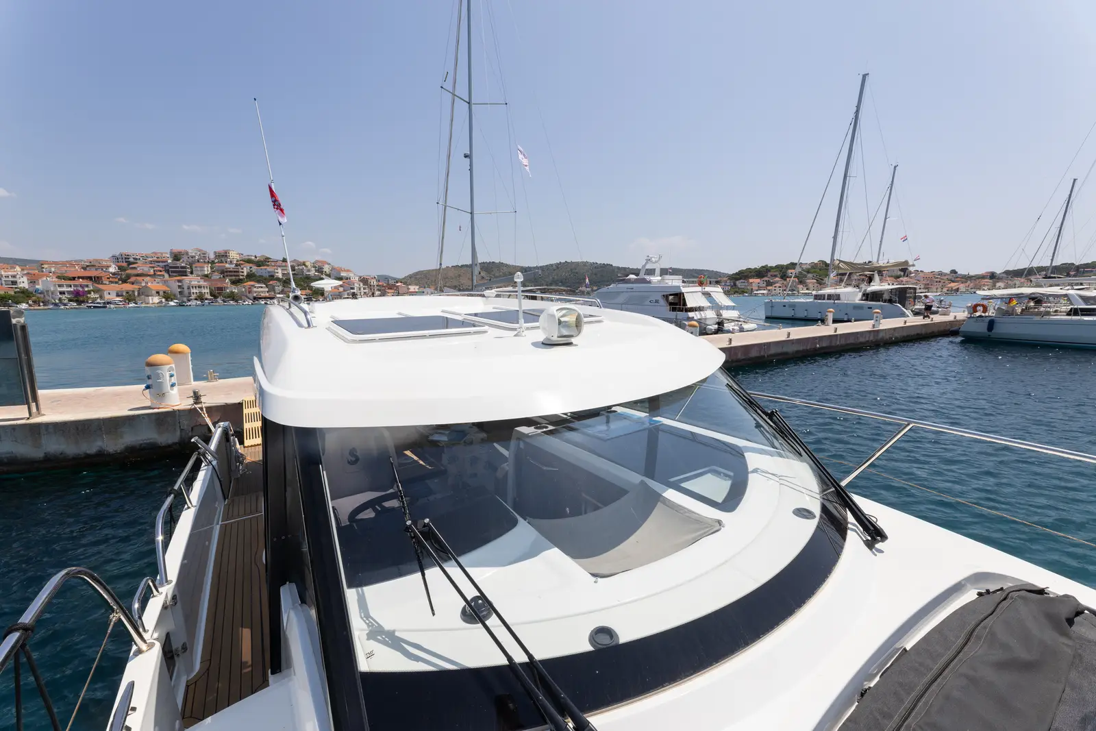 FALCON, Foto 27