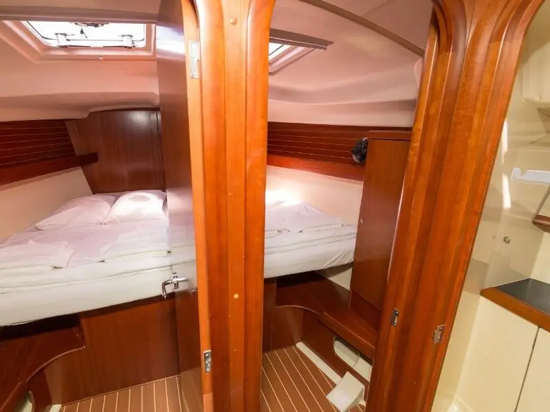 Hauraki (refit: 2025, new engine and solar panels), Foto 17