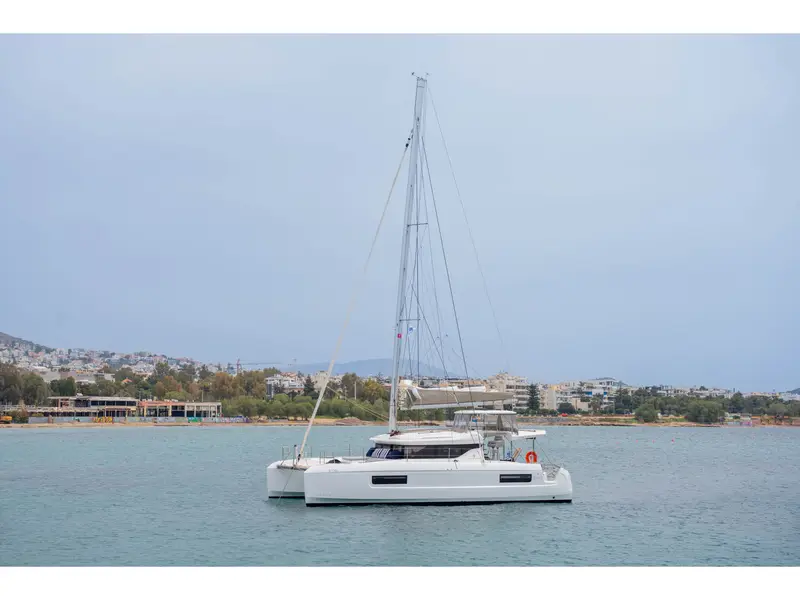 Kyma, Lagoon 43