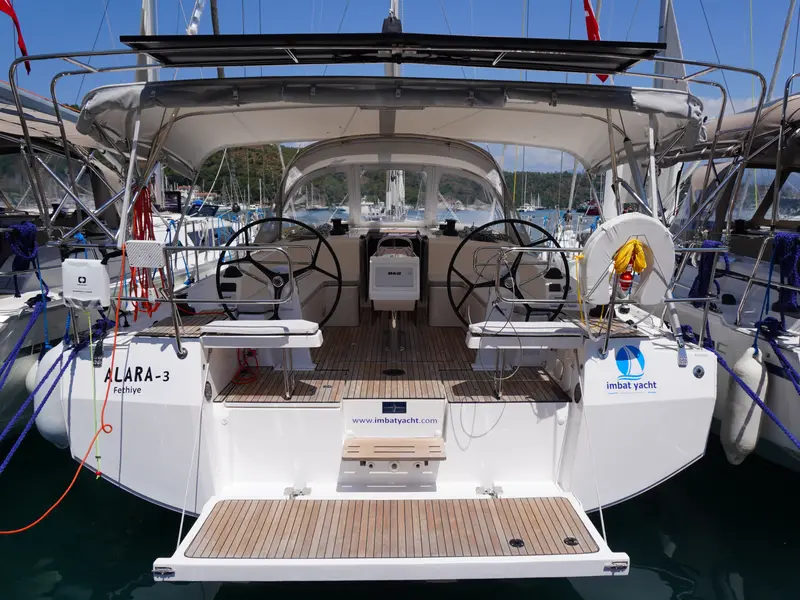 Alara-3, Bavaria C42