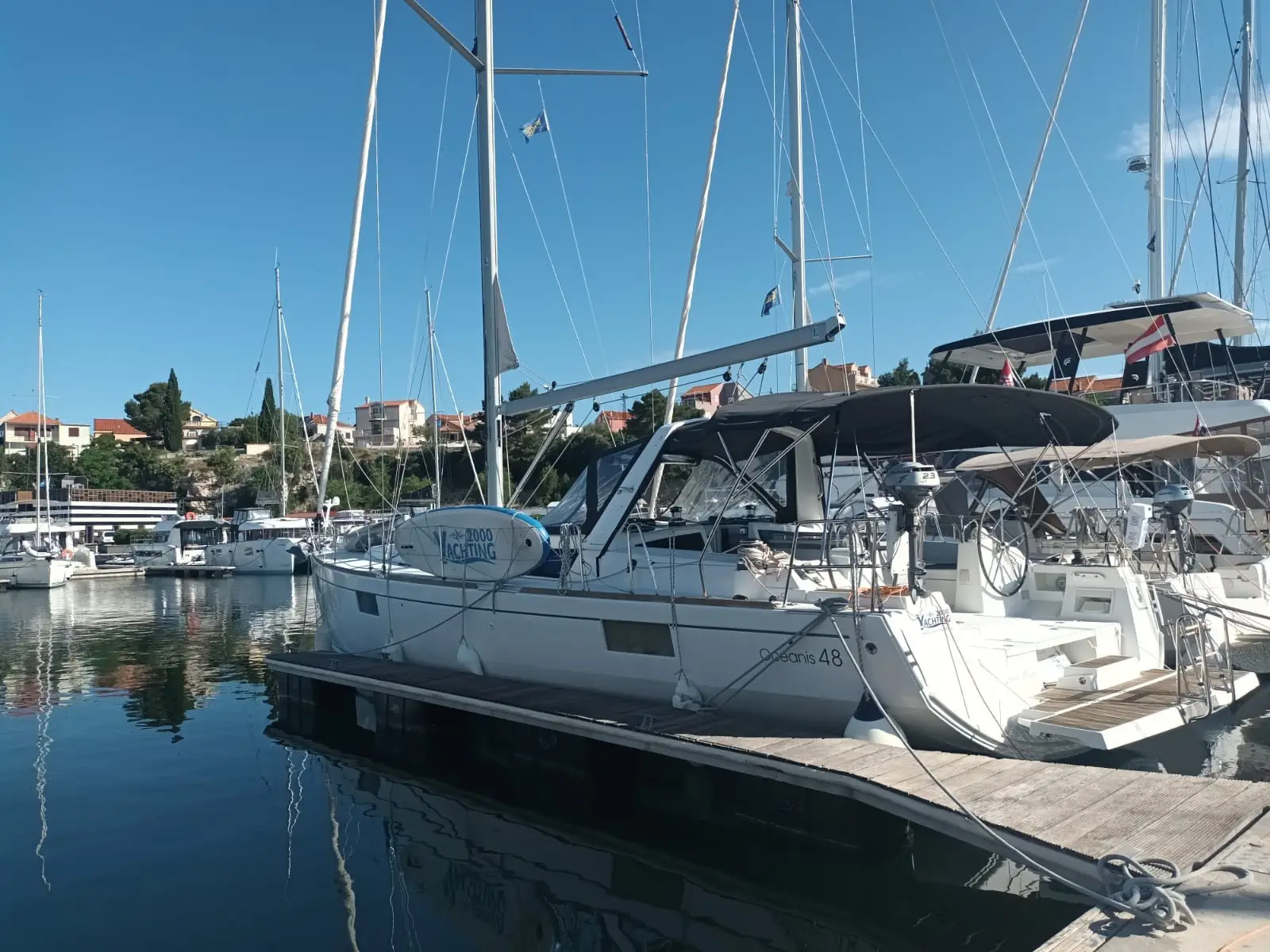 LUNA ROSSA, Main image