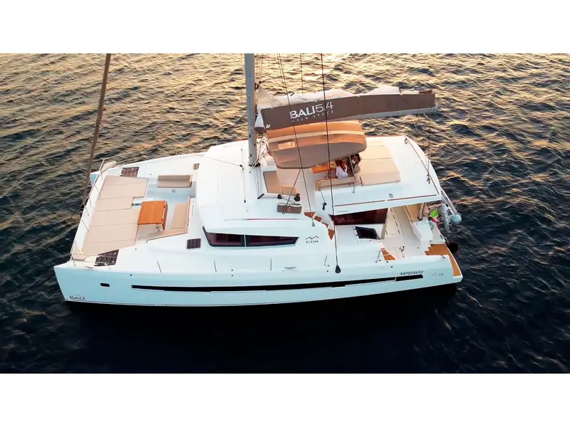 Maia, Main image