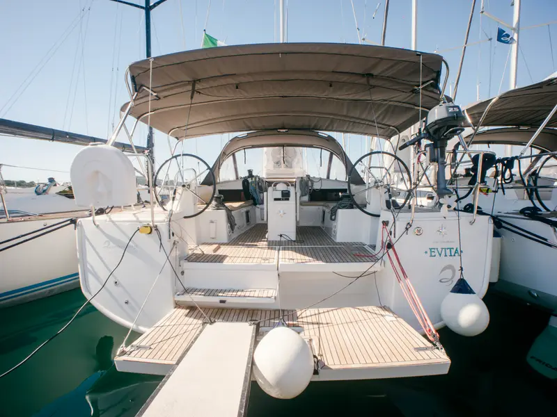 Evita, Sun Odyssey 490