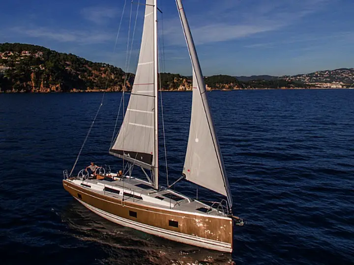 Lauda, Hanse 418